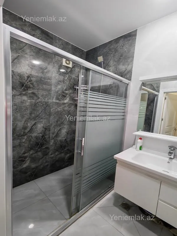 Satılır 2 otaqlı yeni tikili 63 m²