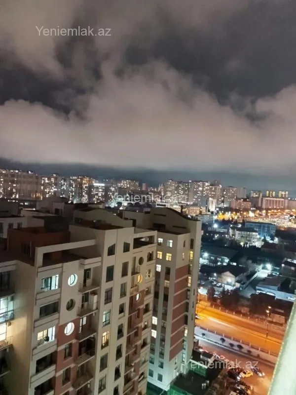 Satılır 3 otaqlı yeni tikili 125 m²