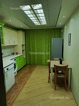 Satılır 3 otaqlı yeni tikili 125 m²