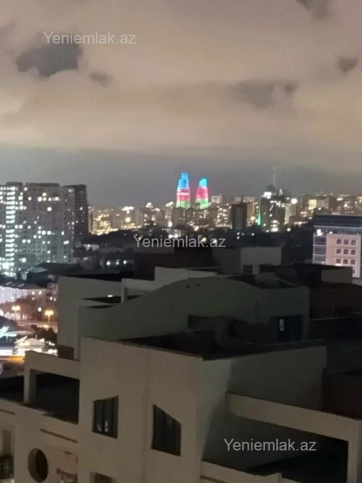 Satılır 3 otaqlı yeni tikili 125 m²