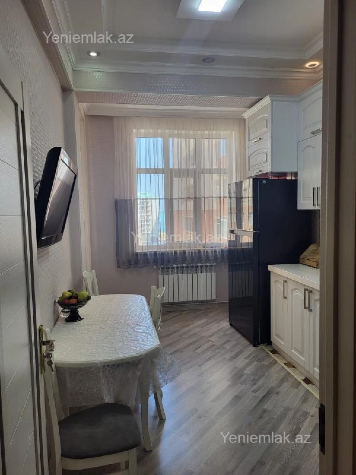 Satılır 3 otaqlı yeni tikili 125 m²