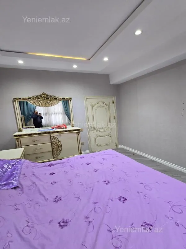 Satılır 3 otaqlı yeni tikili 125 m²