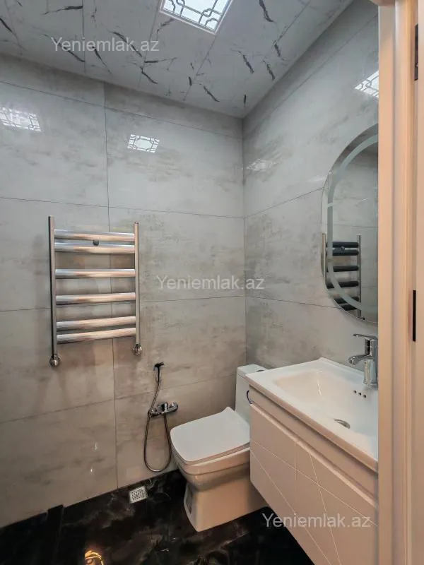 Satılır 2 otaqlı yeni tikili 65 m²