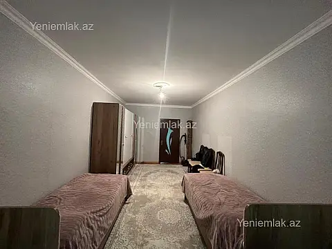 Satılır 2 otaqlı köhnə tikili 65 m²