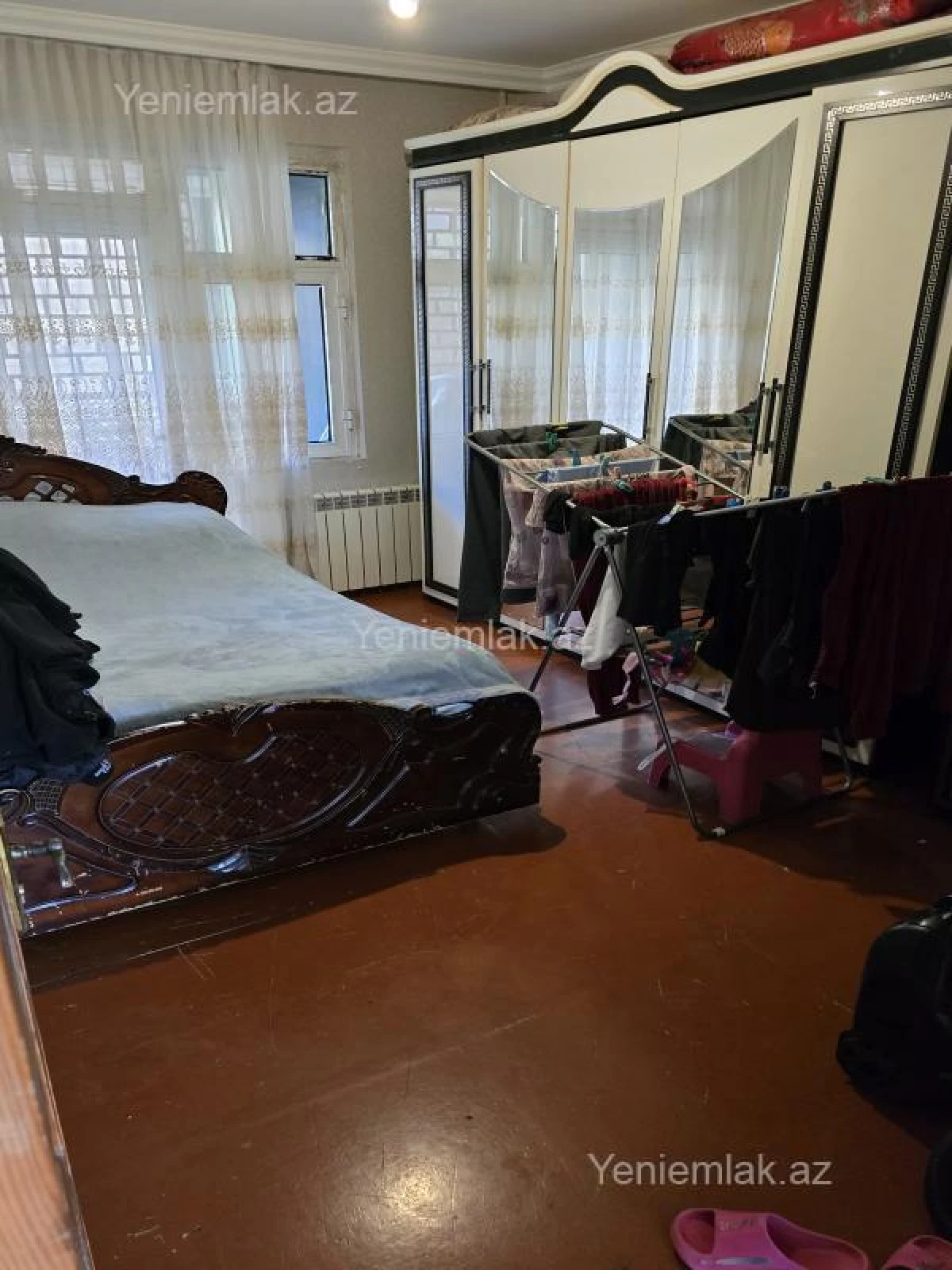 Satılır 4 otaqlı köhnə tikili 100 m²