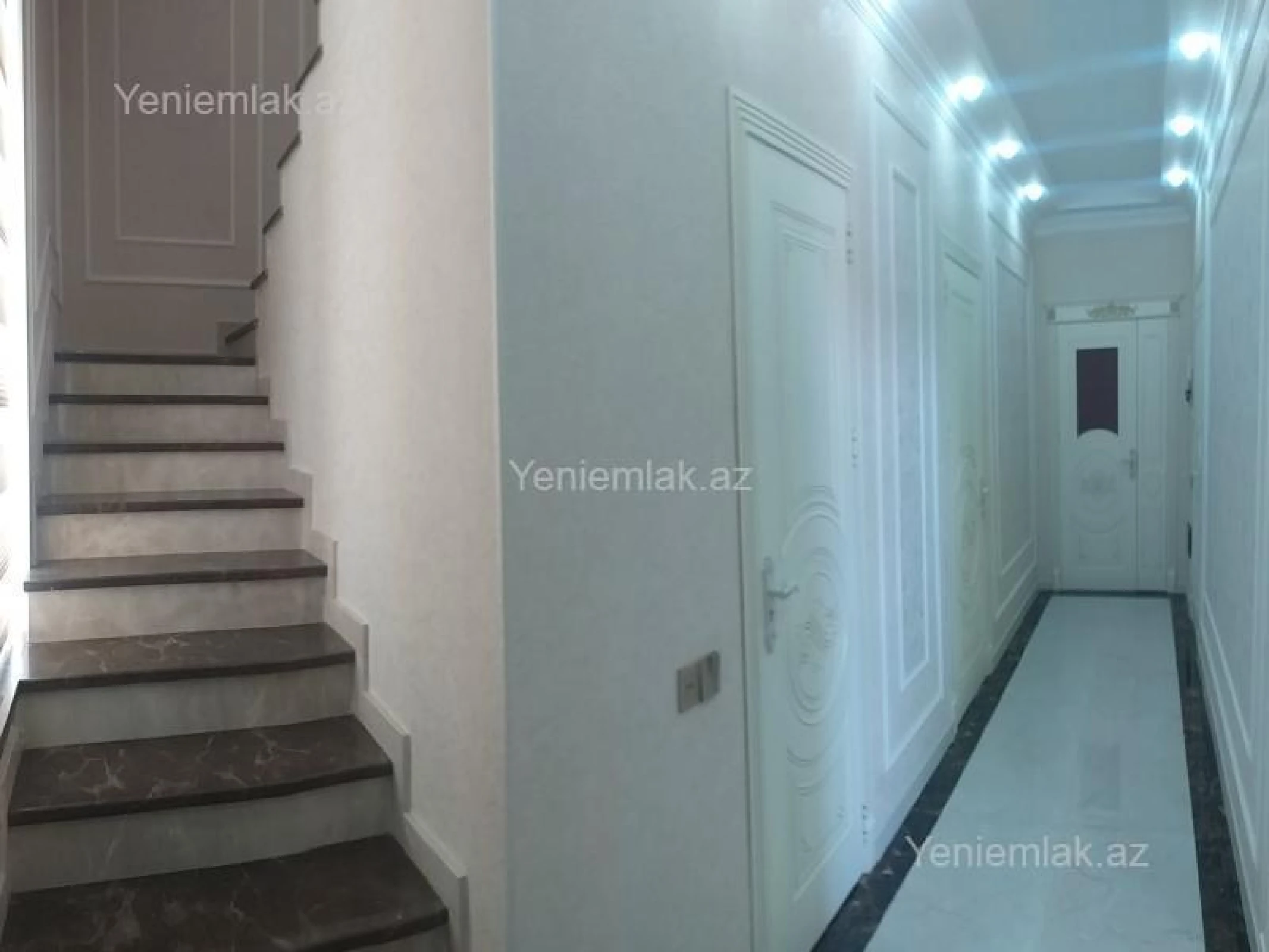 Satılır 5 otaqlı həyət evi 240 m²