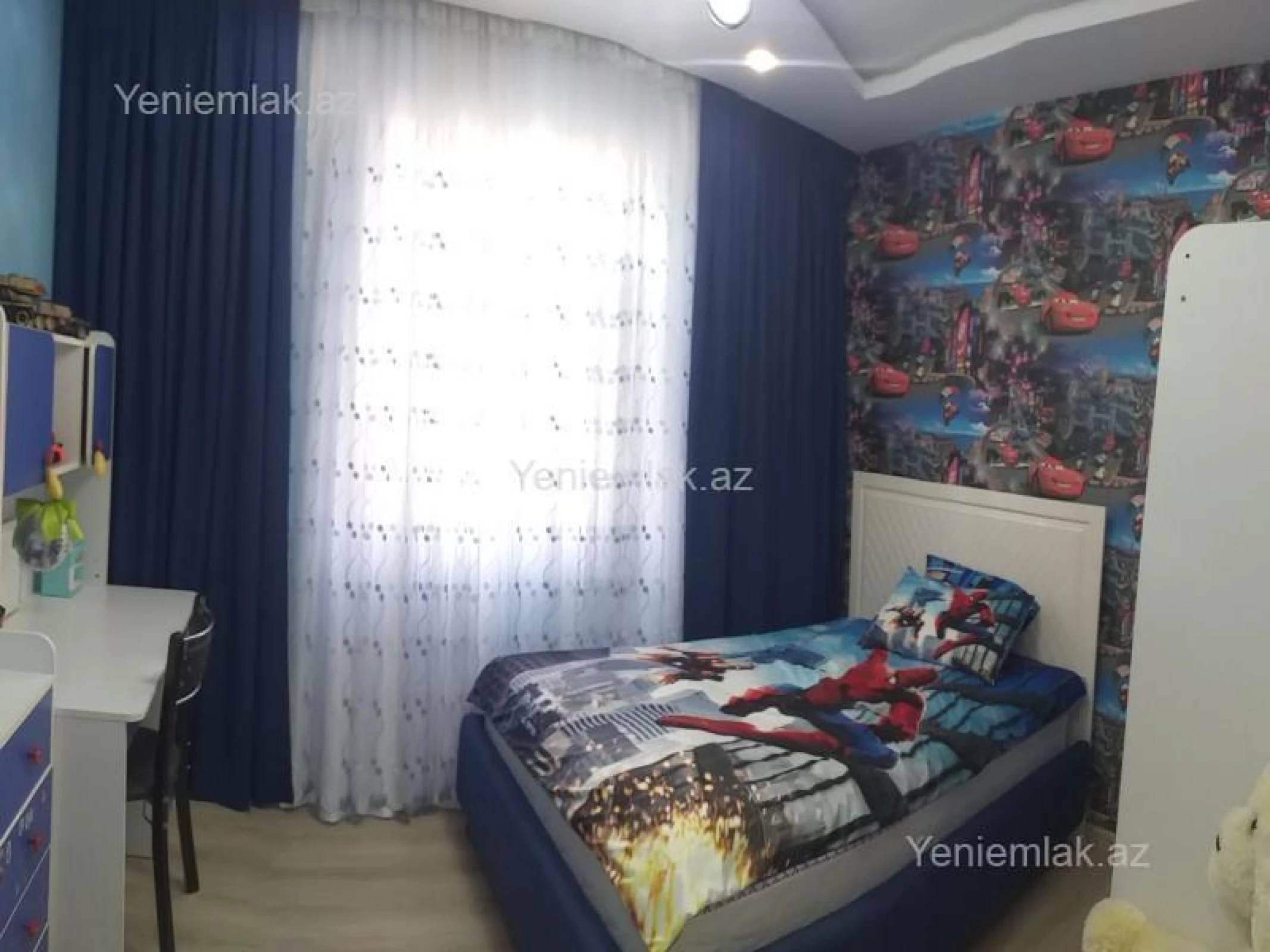 Satılır 5 otaqlı həyət evi 240 m²
