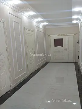 Satılır 5 otaqlı həyət evi 240 m²