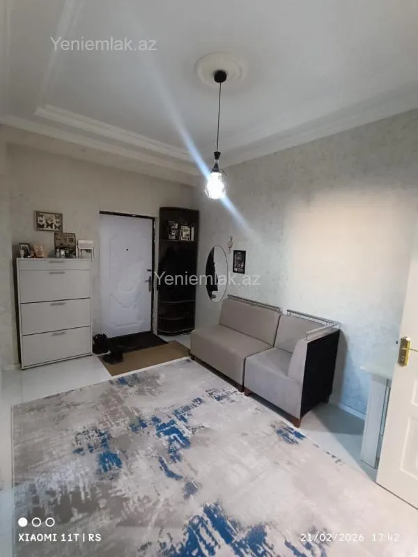 Satılır 2 otaqlı yeni tikili 71 m²