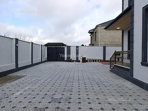 Satılır 5 otaqlı həyət evi 220 m²