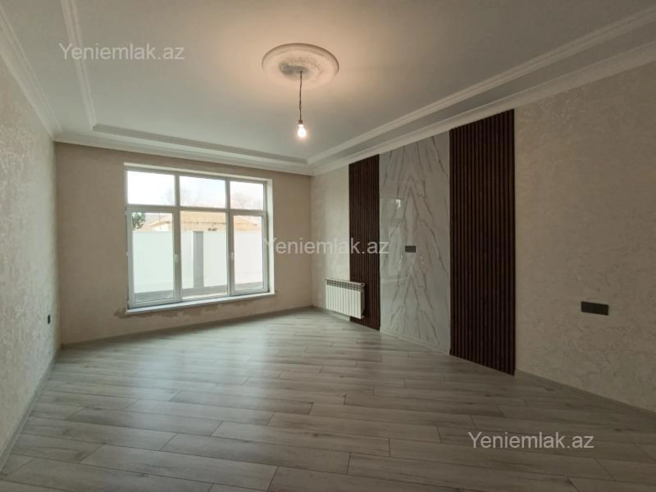 Satılır 5 otaqlı həyət evi 220 m²