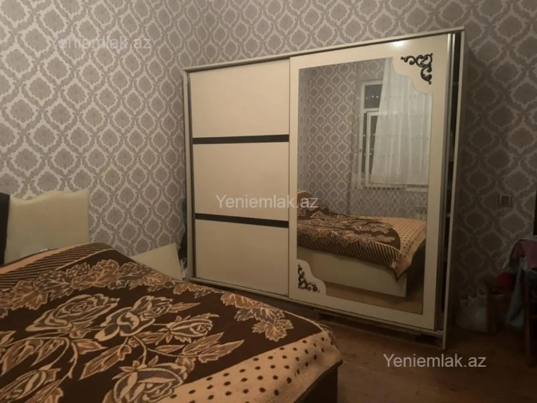 Satılır 3 otaqlı həyət evi 82 m²