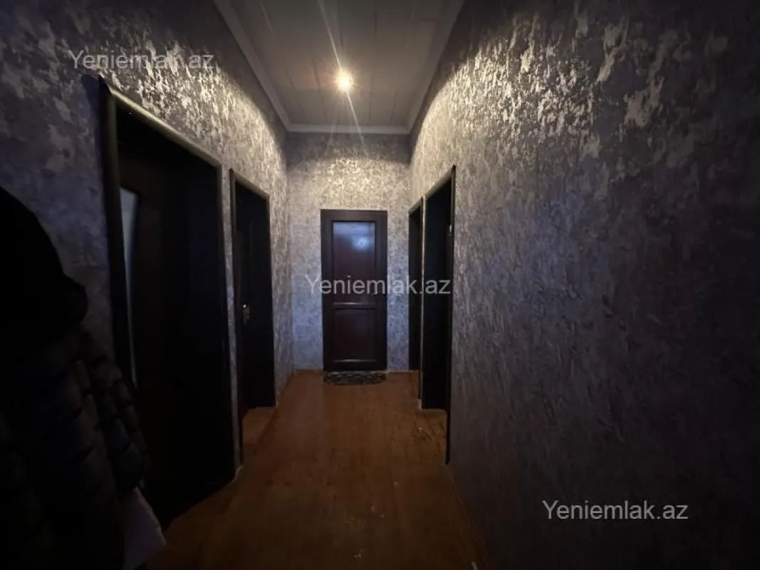 Satılır 3 otaqlı həyət evi 82 m²