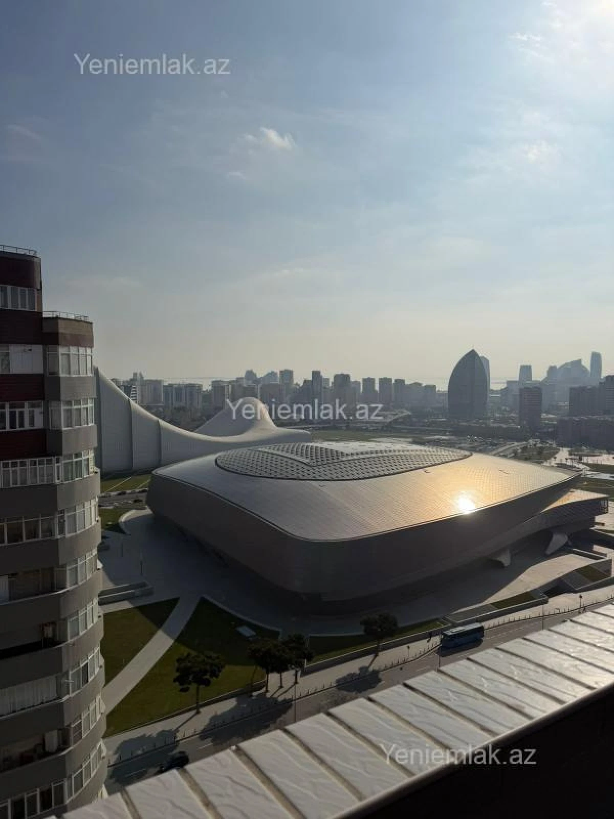 Satılır 3 otaqlı yeni tikili 128 m²