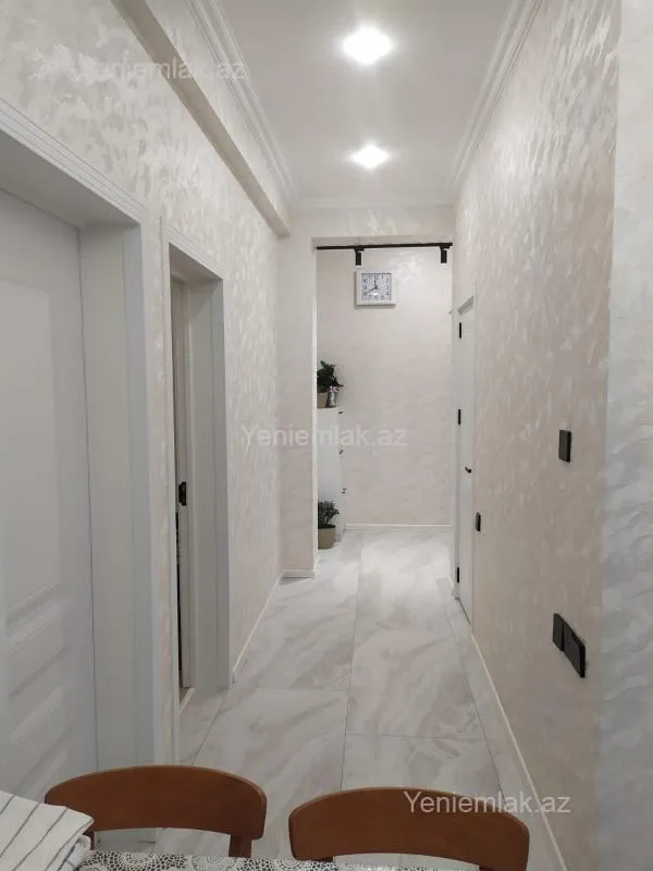 Satılır 3 otaqlı yeni tikili 72 m²