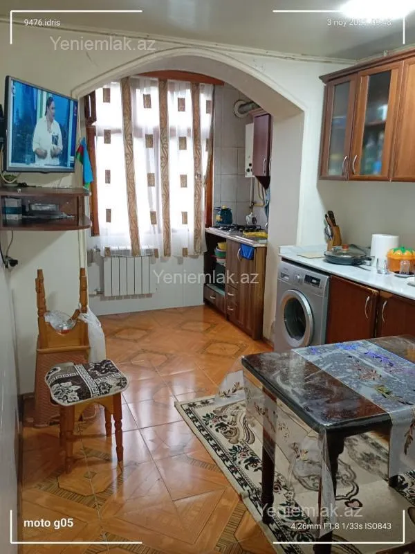 Satılır 3 otaqlı köhnə tikili 80 m²