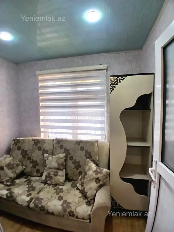 Satılır 3 otaqlı köhnə tikili 55 m²