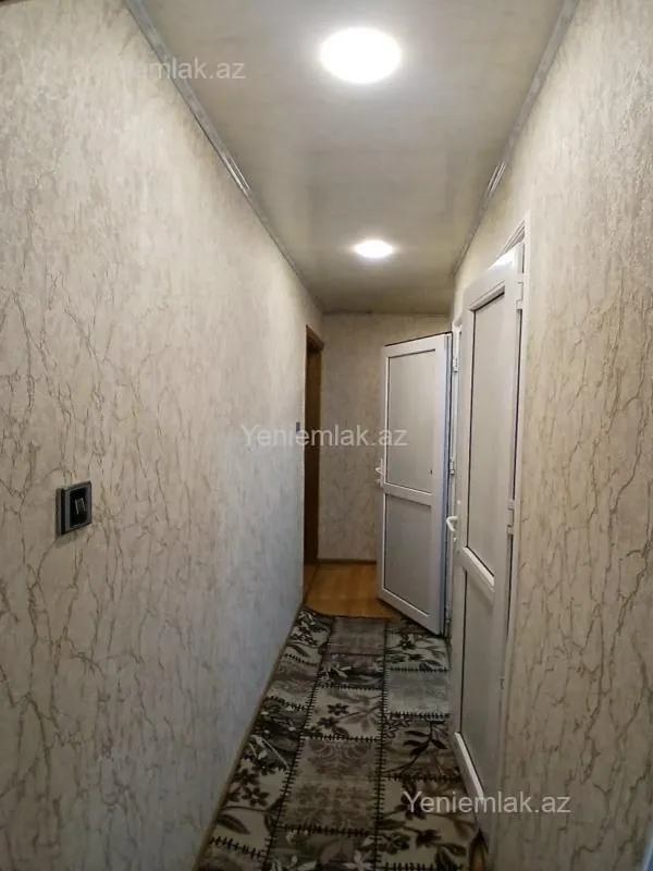 Satılır 3 otaqlı köhnə tikili 55 m²