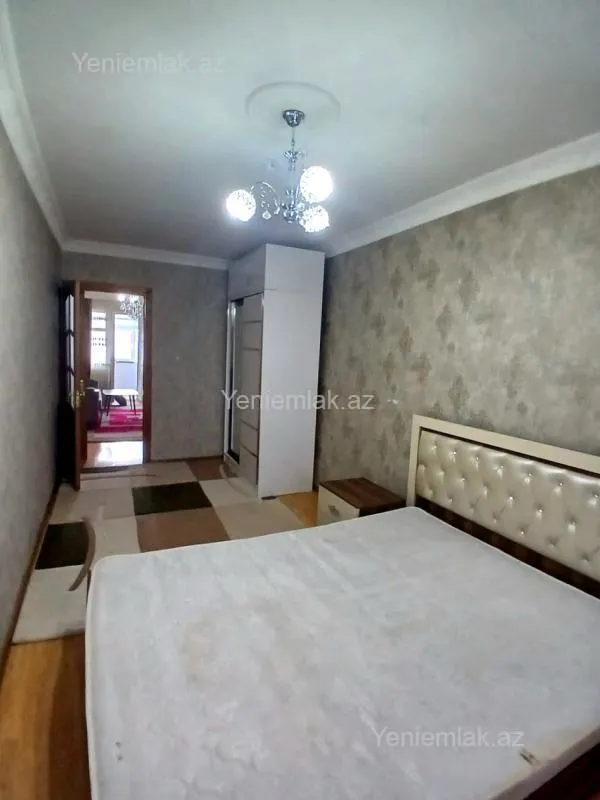 Satılır 3 otaqlı köhnə tikili 55 m²