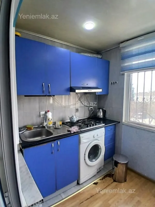 Satılır 3 otaqlı köhnə tikili 55 m²