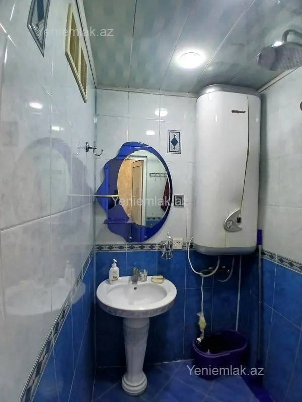 Satılır 3 otaqlı köhnə tikili 55 m²