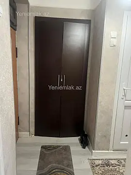 Satılır 1 otaqlı köhnə tikili 32 m²