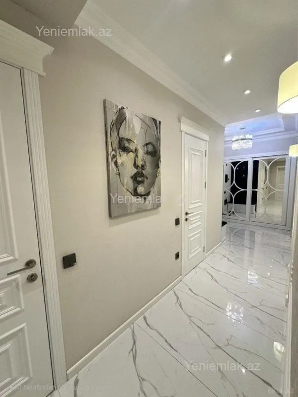 Satılır 3 otaqlı yeni tikili 147 m²