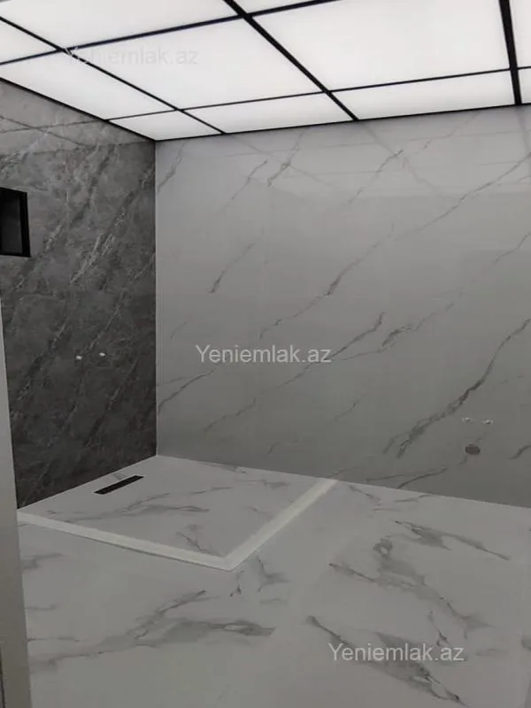 Satılır 5 otaqlı həyət evi 200 m²