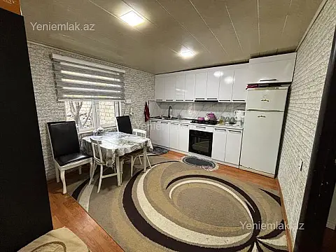 Satılır 4 otaqlı həyət evi 100 m²