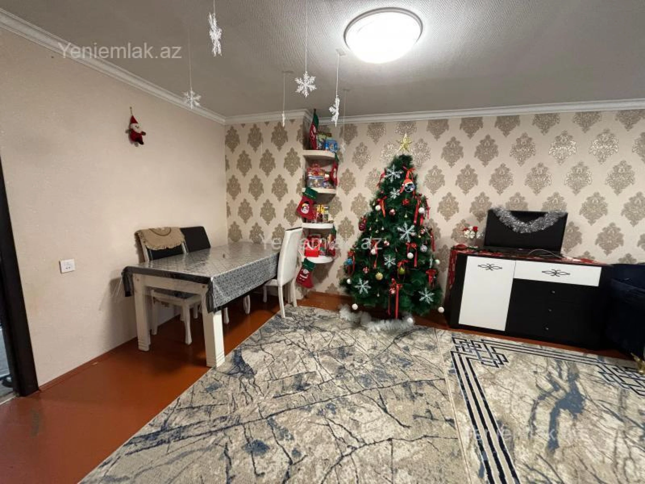 Satılır 4 otaqlı həyət evi 100 m²