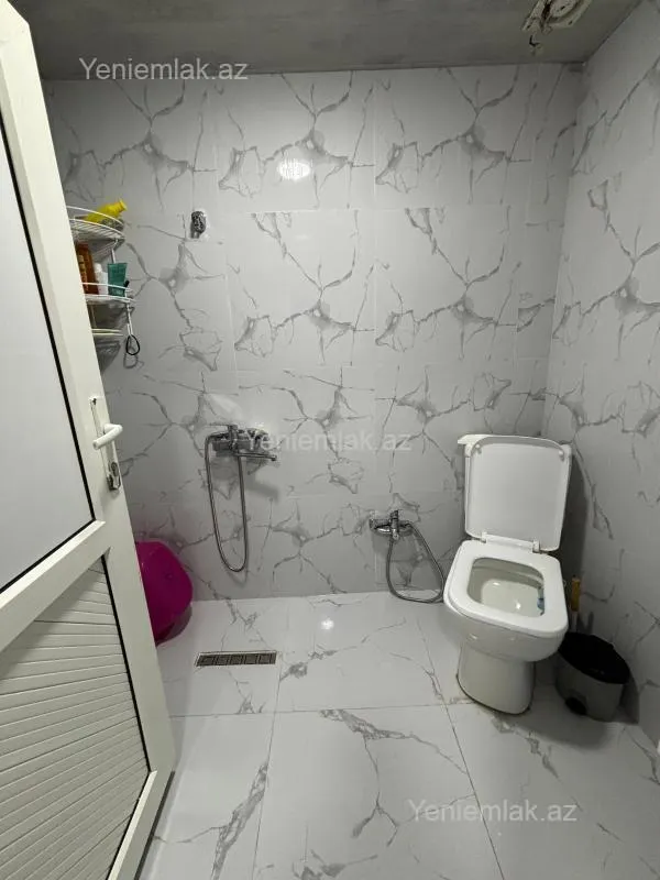 Satılır 4 otaqlı həyət evi 100 m²