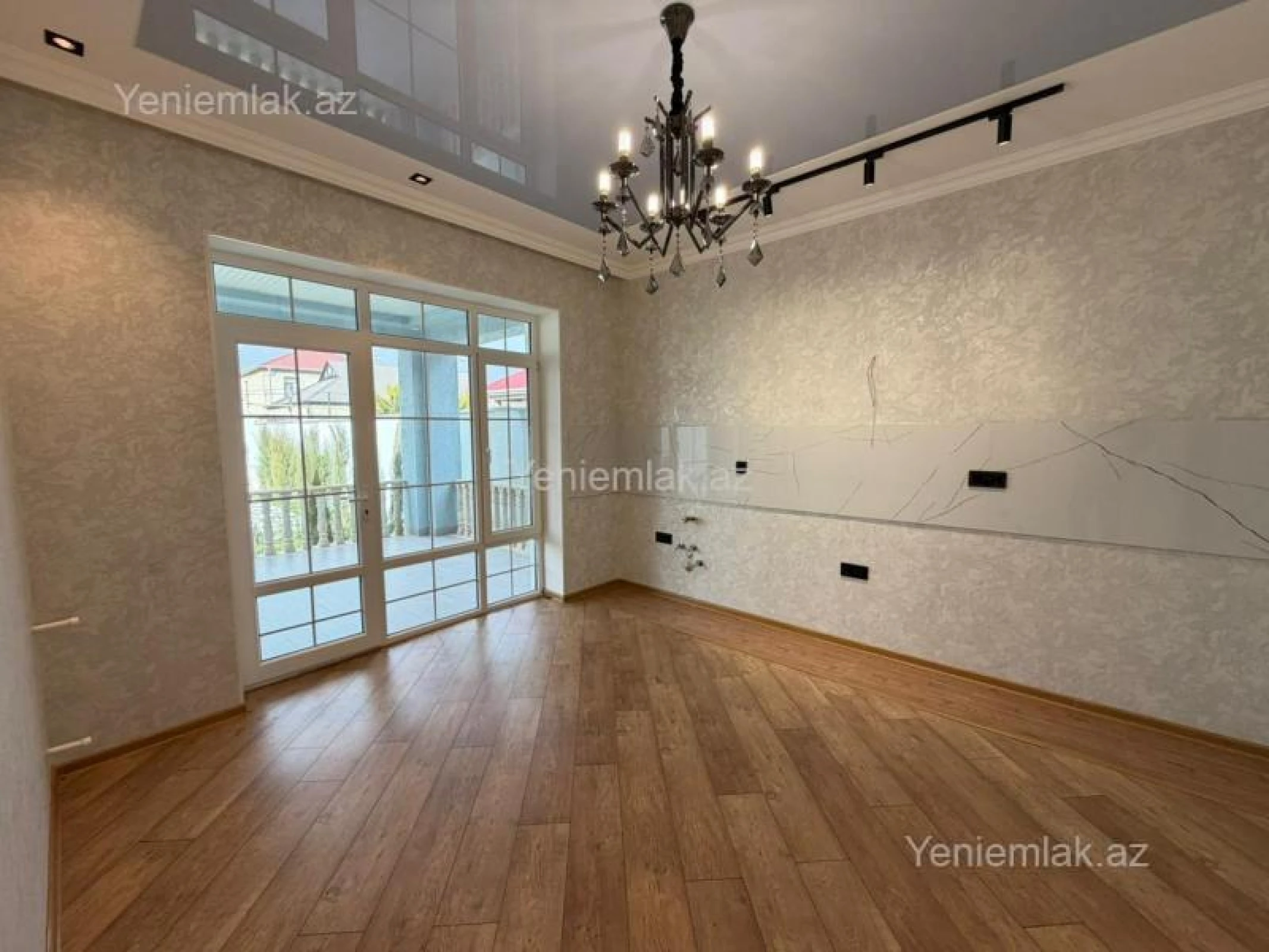 Satılır 4 otaqlı həyət evi 150 m²