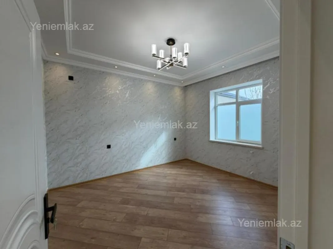 Satılır 4 otaqlı həyət evi 150 m²