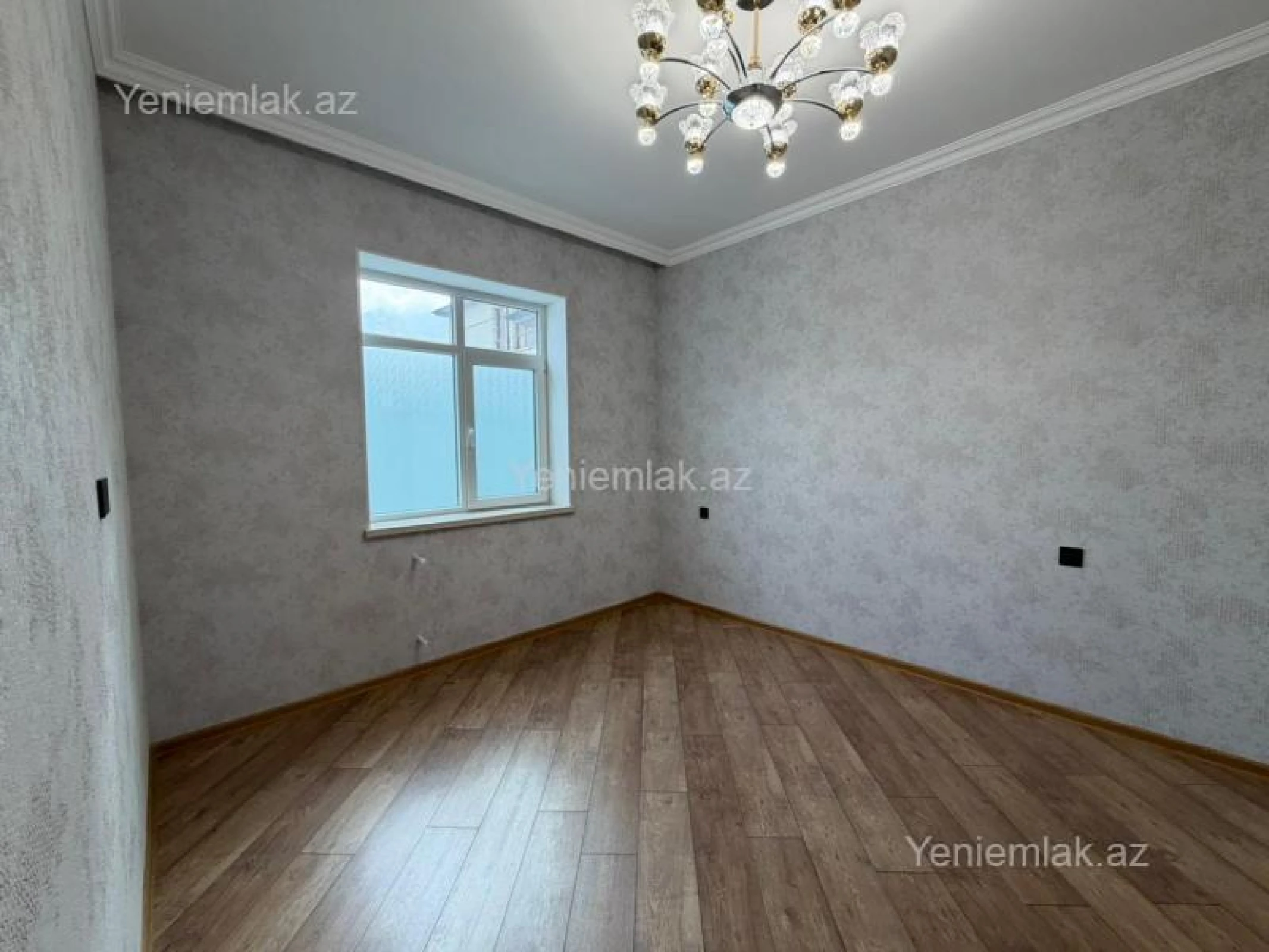 Satılır 4 otaqlı həyət evi 150 m²