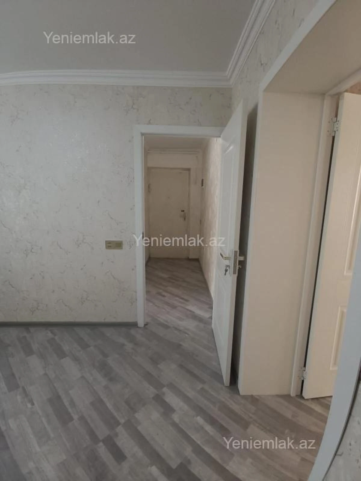 Satılır 2 otaqlı köhnə tikili 48 m²