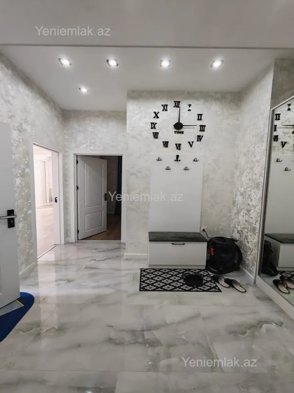 Satılır 2 otaqlı yeni tikili 60 m²