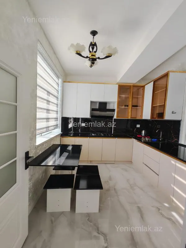 Satılır 2 otaqlı yeni tikili 60 m²