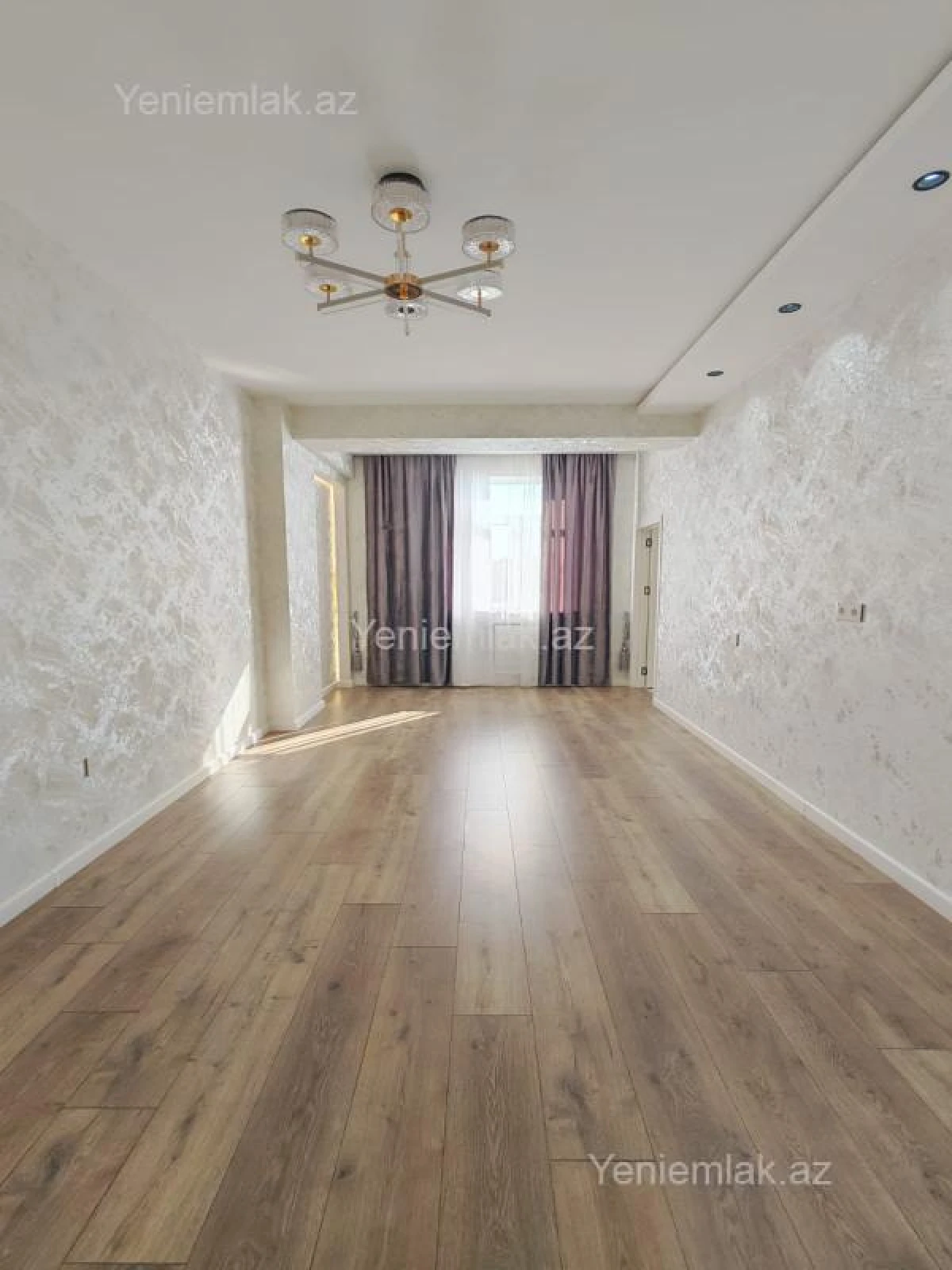Satılır 2 otaqlı yeni tikili 60 m²
