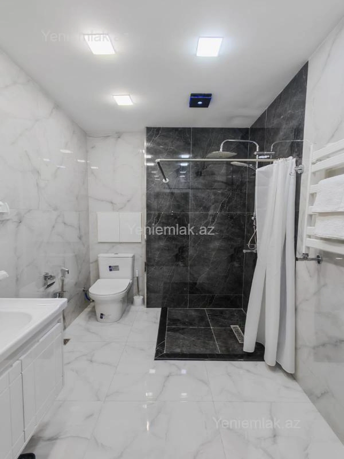 Satılır 2 otaqlı yeni tikili 60 m²