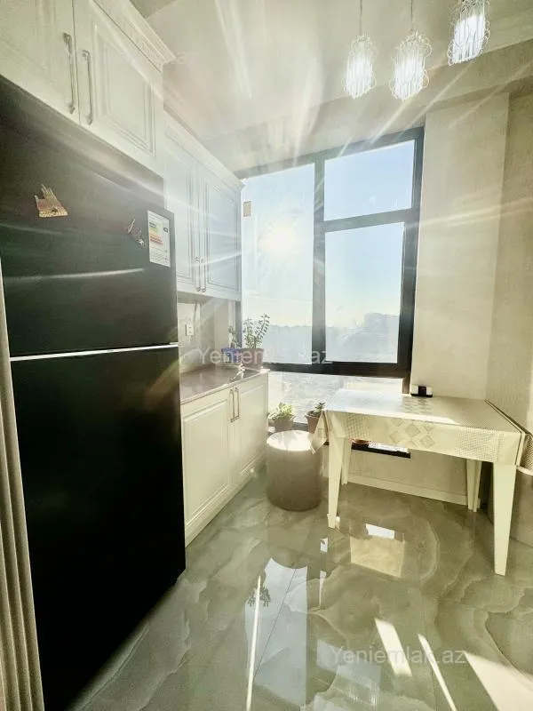 Satılır 1 otaqlı yeni tikili 70 m²