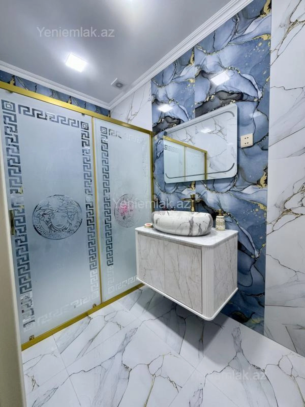 Satılır 1 otaqlı yeni tikili 70 m²