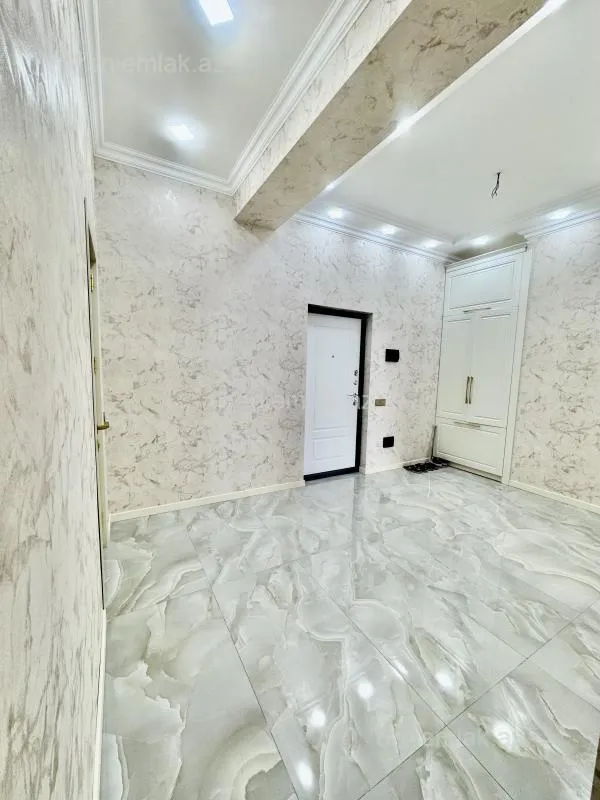 Satılır 1 otaqlı yeni tikili 70 m²