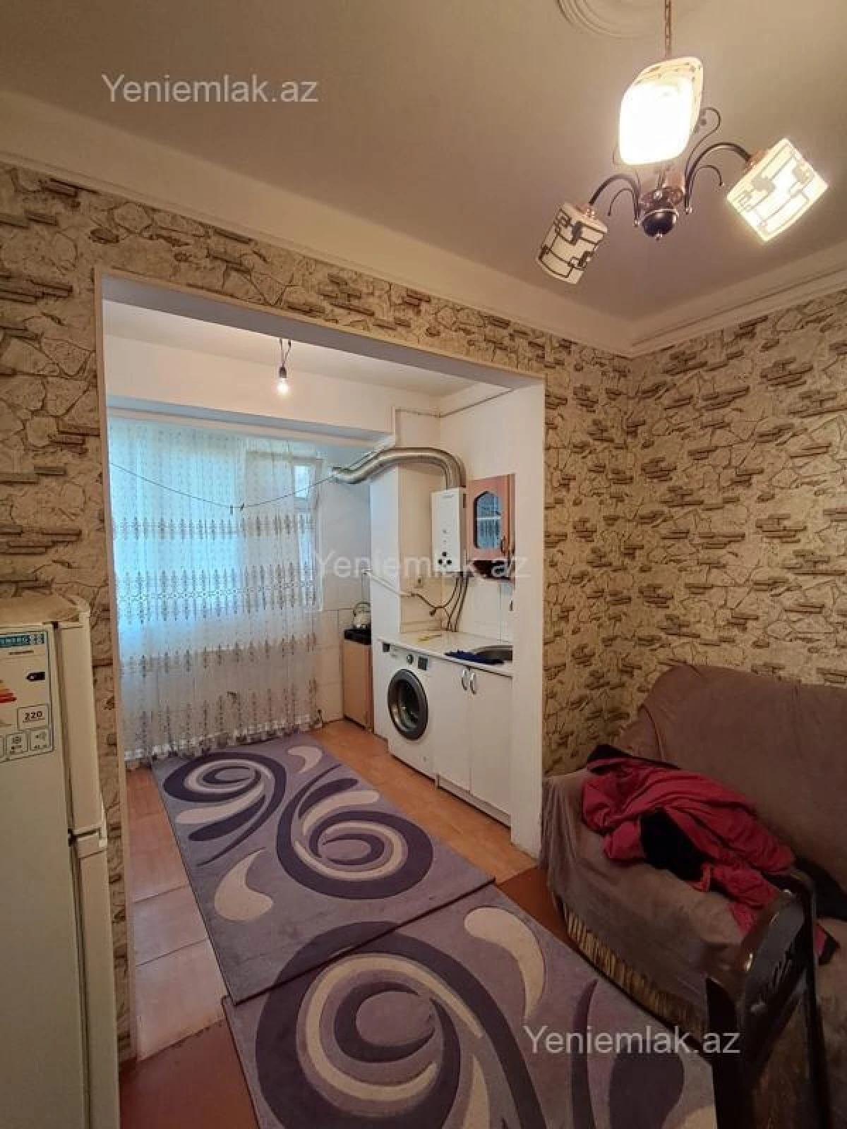 Satılır 2 otaqlı köhnə tikili 65 m²
