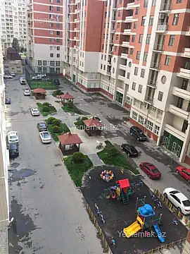 Satılır 3 otaqlı yeni tikili 100 m²