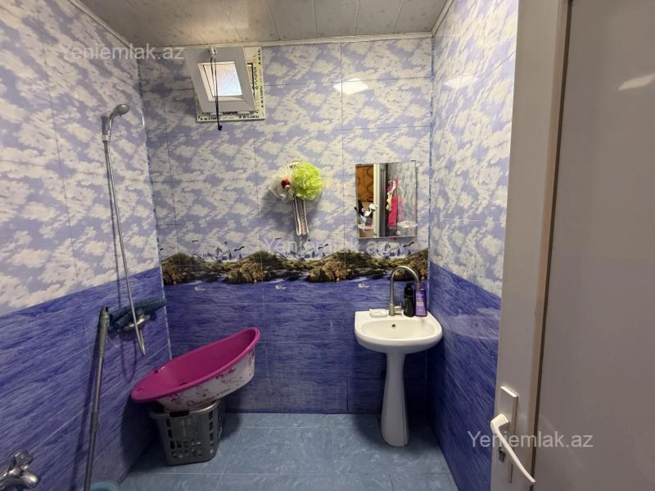 Satılır 4 otaqlı həyət evi 150 m²