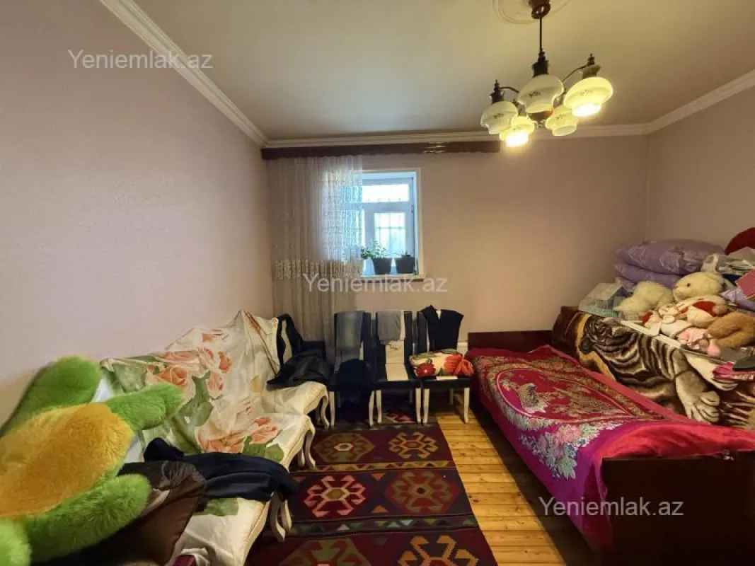 Satılır 4 otaqlı həyət evi 150 m²
