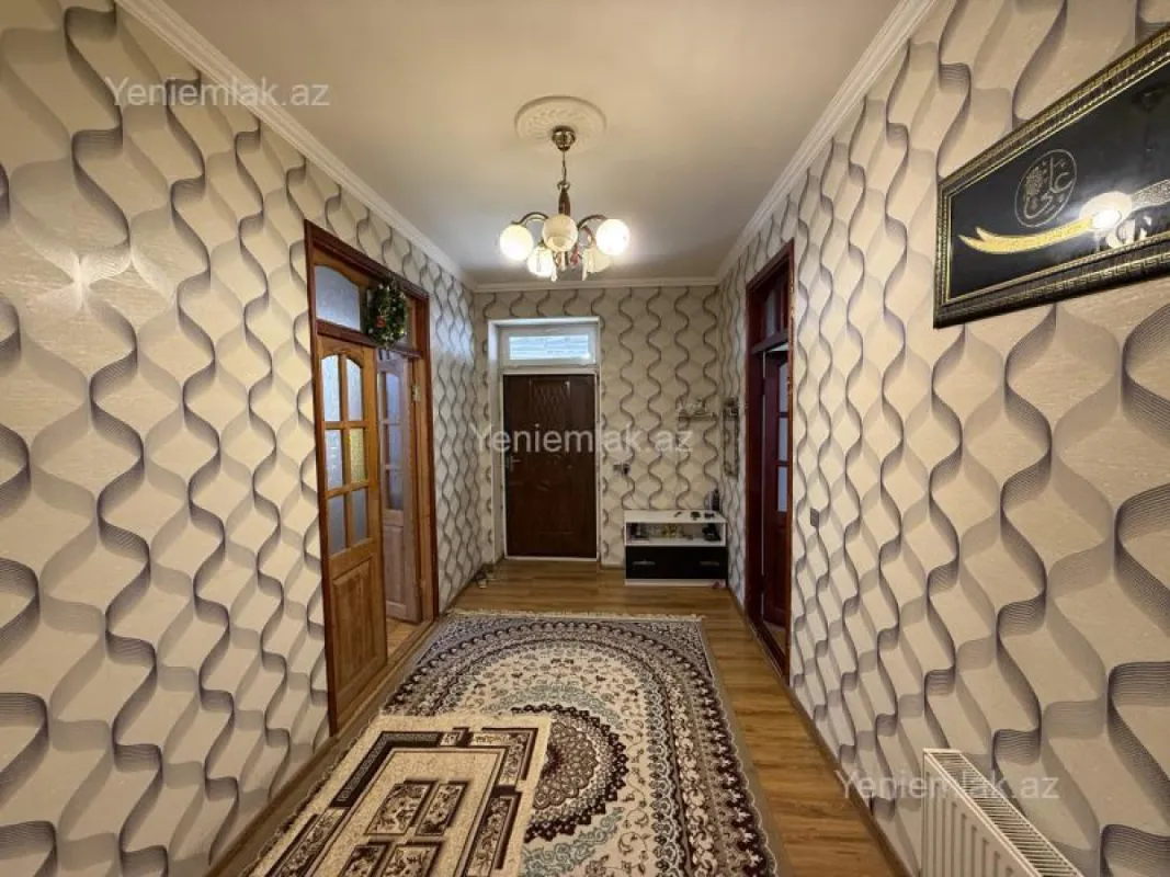 Satılır 4 otaqlı həyət evi 150 m²