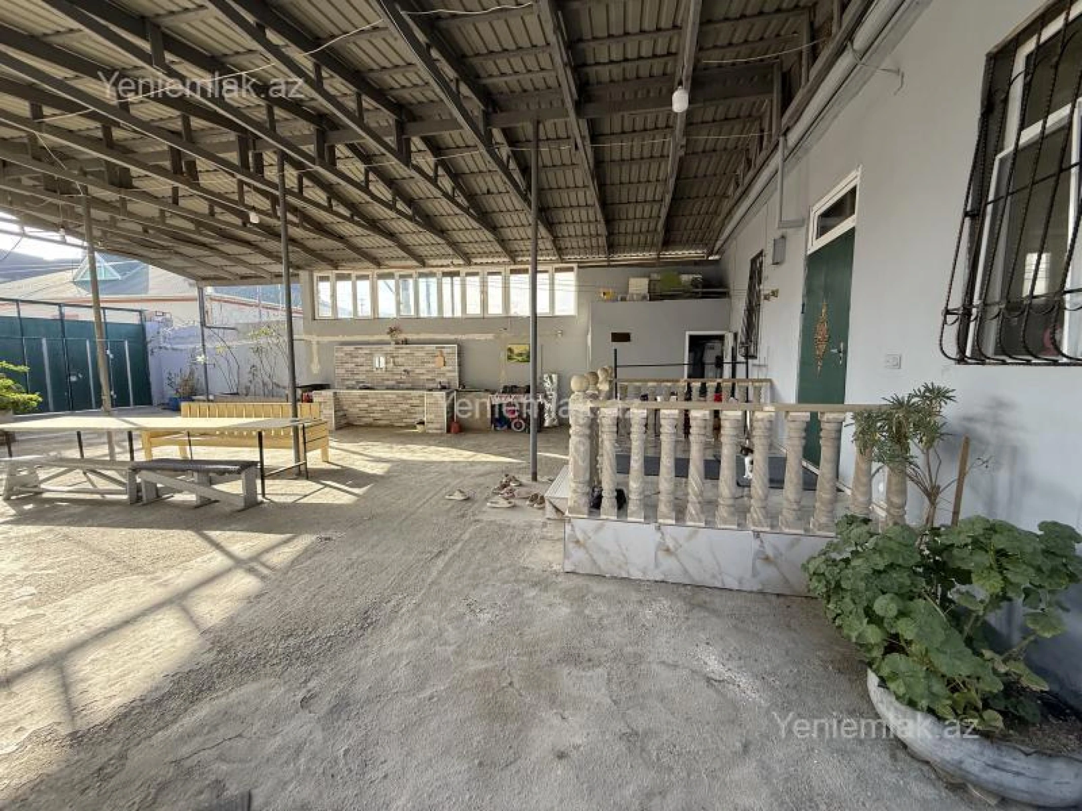 Satılır 4 otaqlı həyət evi 150 m²