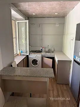 Satılır 2 otaqlı köhnə tikili 45 m²
