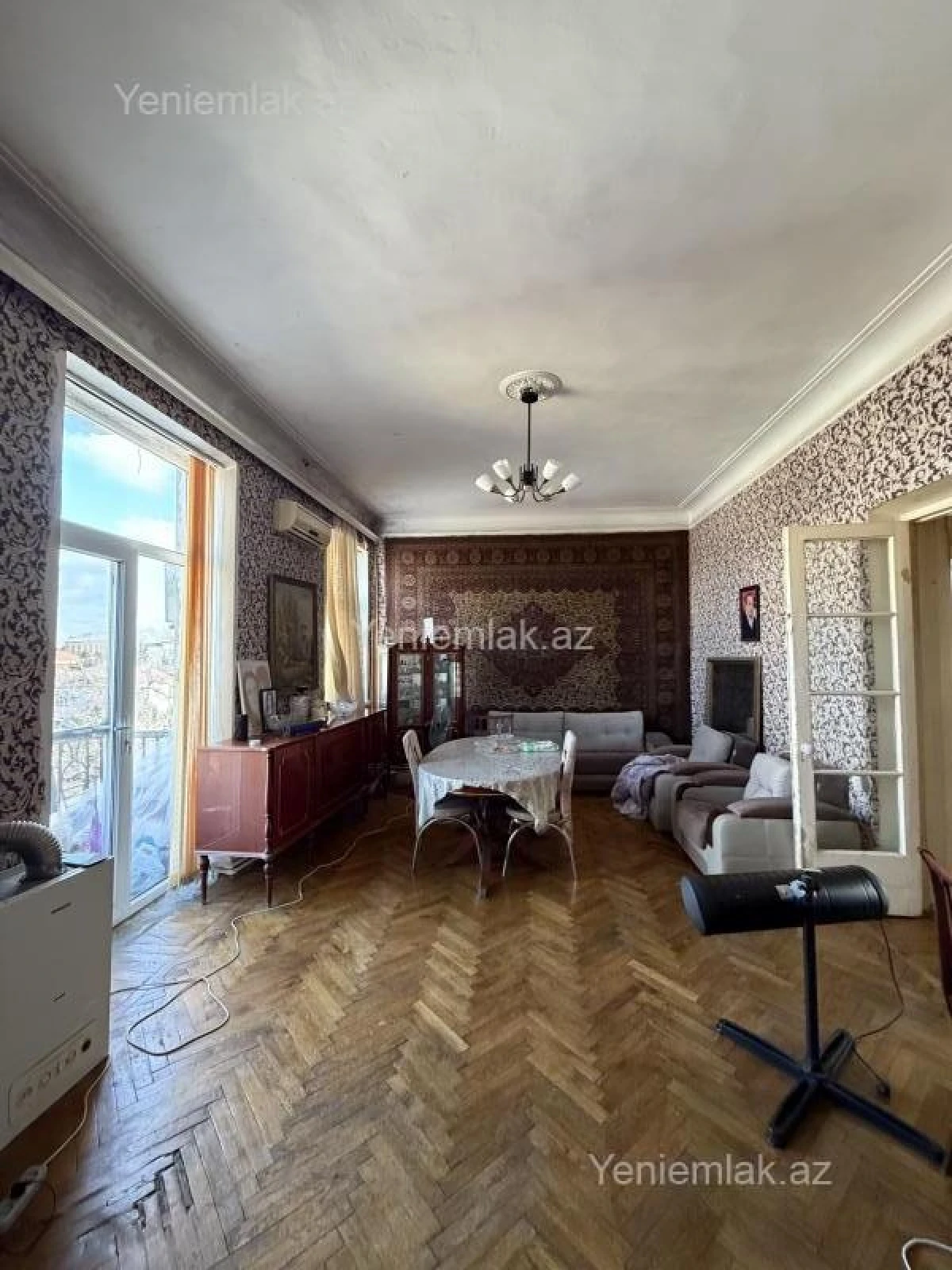 Satılır 3 otaqlı köhnə tikili 95 m²